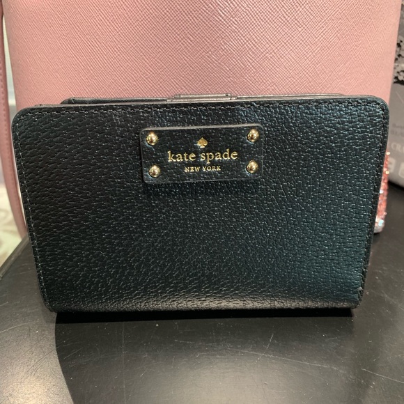 kate spade Handbags - Kate Spade Black Tellie grove street wallet